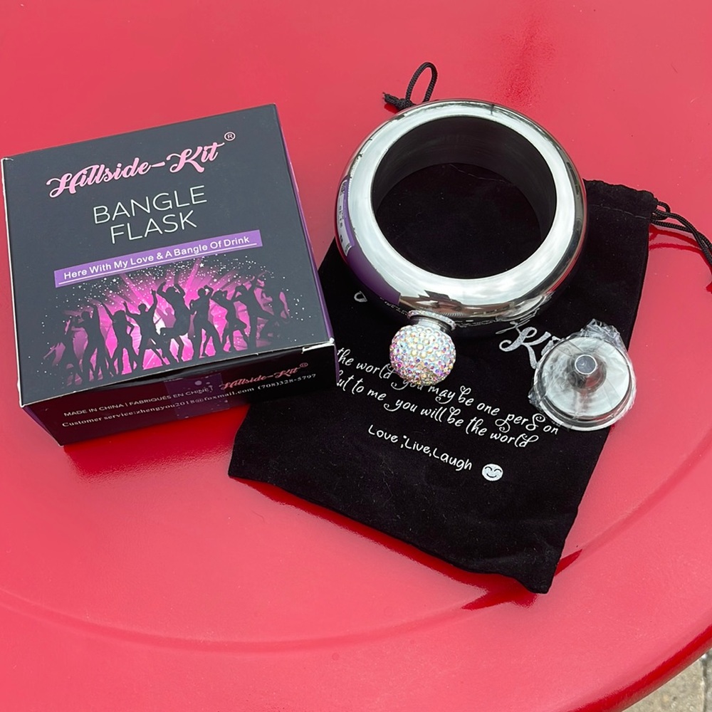 Bangle bracelet flask NWT cute gift, concerts, clubs, parties